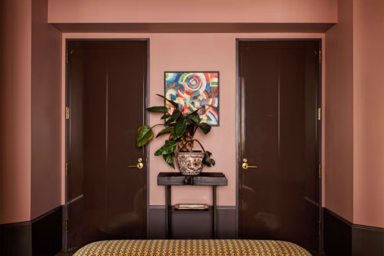 Shaker Style Meets Modern Manhattan Living: A Warm Family Retreat in the Sky