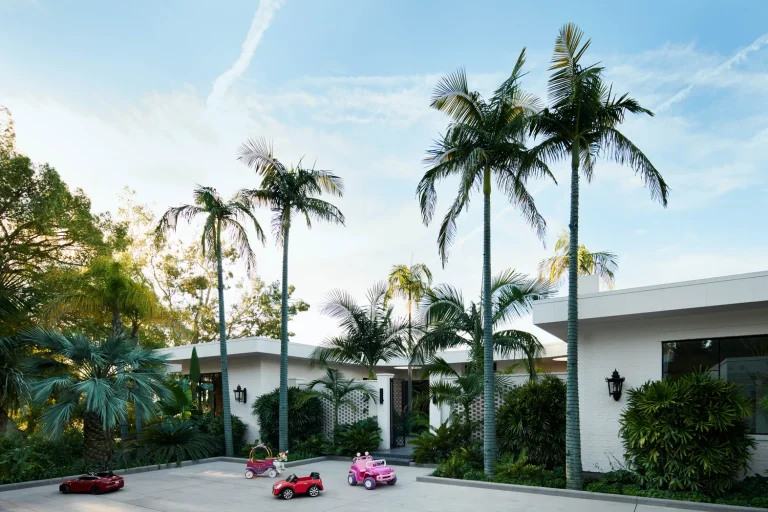 The Unexpected Eccentric Design in a Midcentury Home