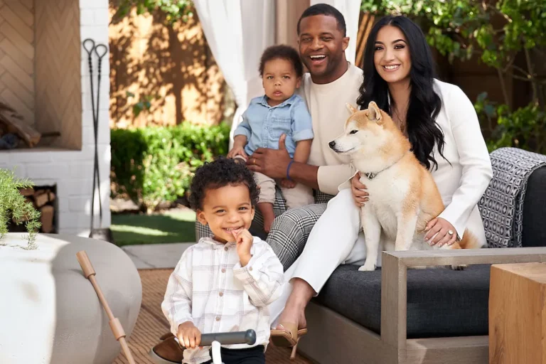 Inside the Tranquil Haven of Randall Cobb NFL Star  – A Cozy Familial Retreat