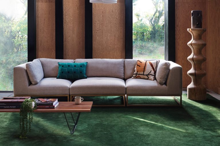 9 Luxury Projects With Statement Green Rugs 