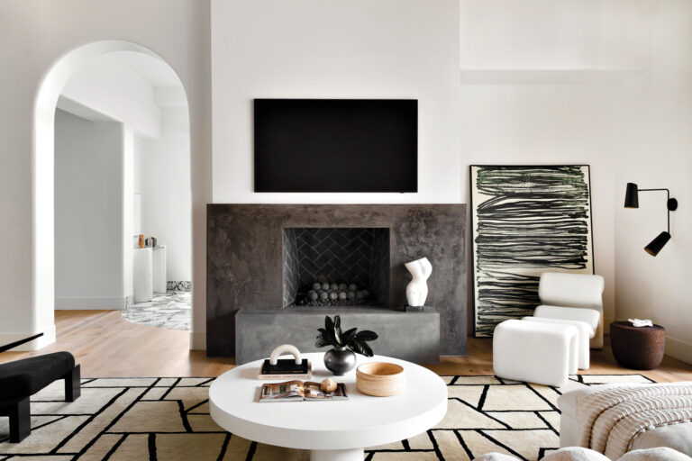 Valley Home Aesthetic -Minimalist Rugs and Simplicity in Style