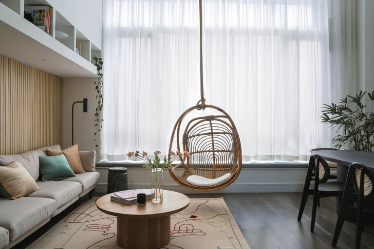 Studio Den Den: Best Rug Cinematic Journey in Apartment West